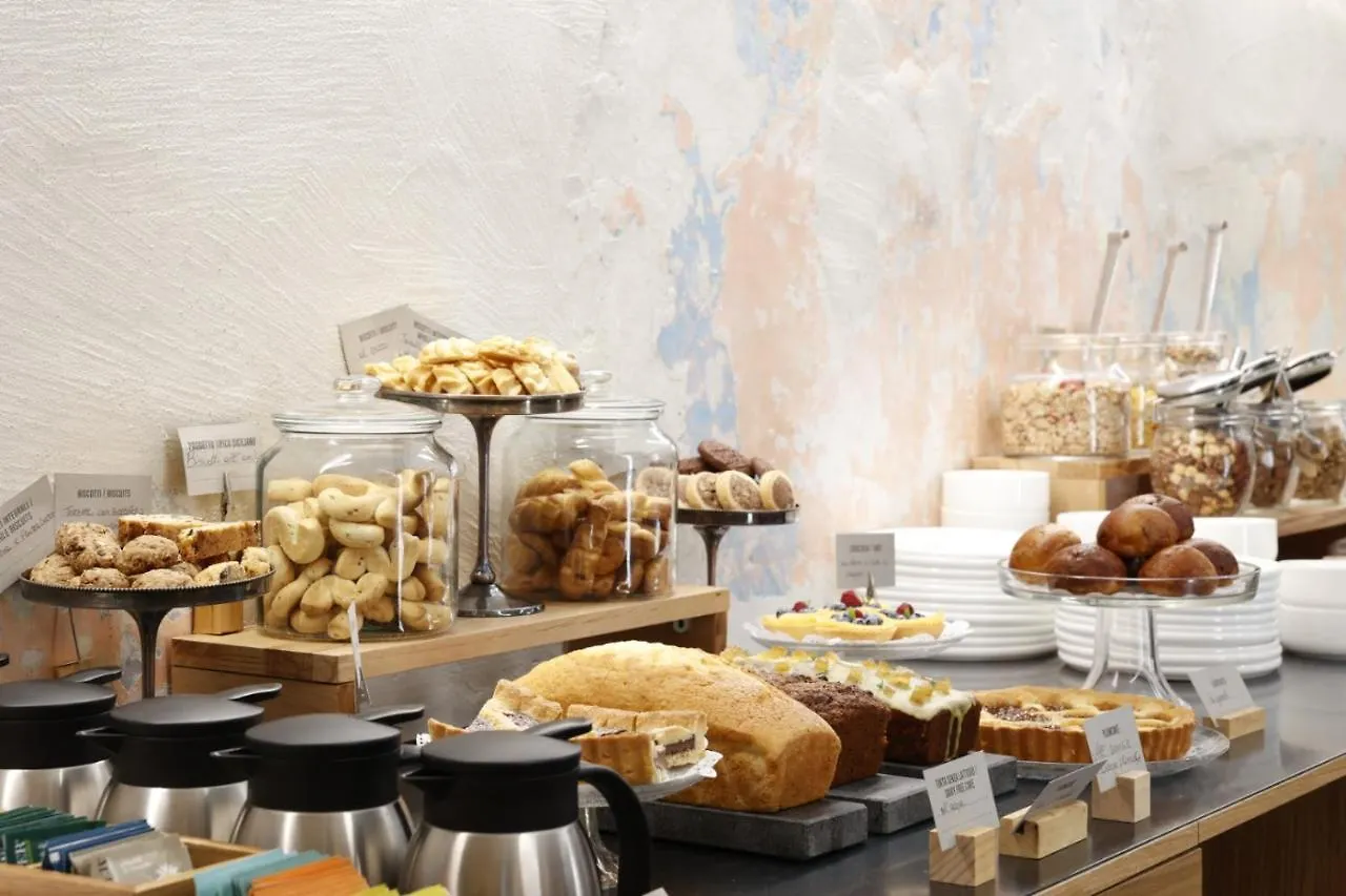 קטאניה Habitat Boutique Hotel 3*,  איטליה